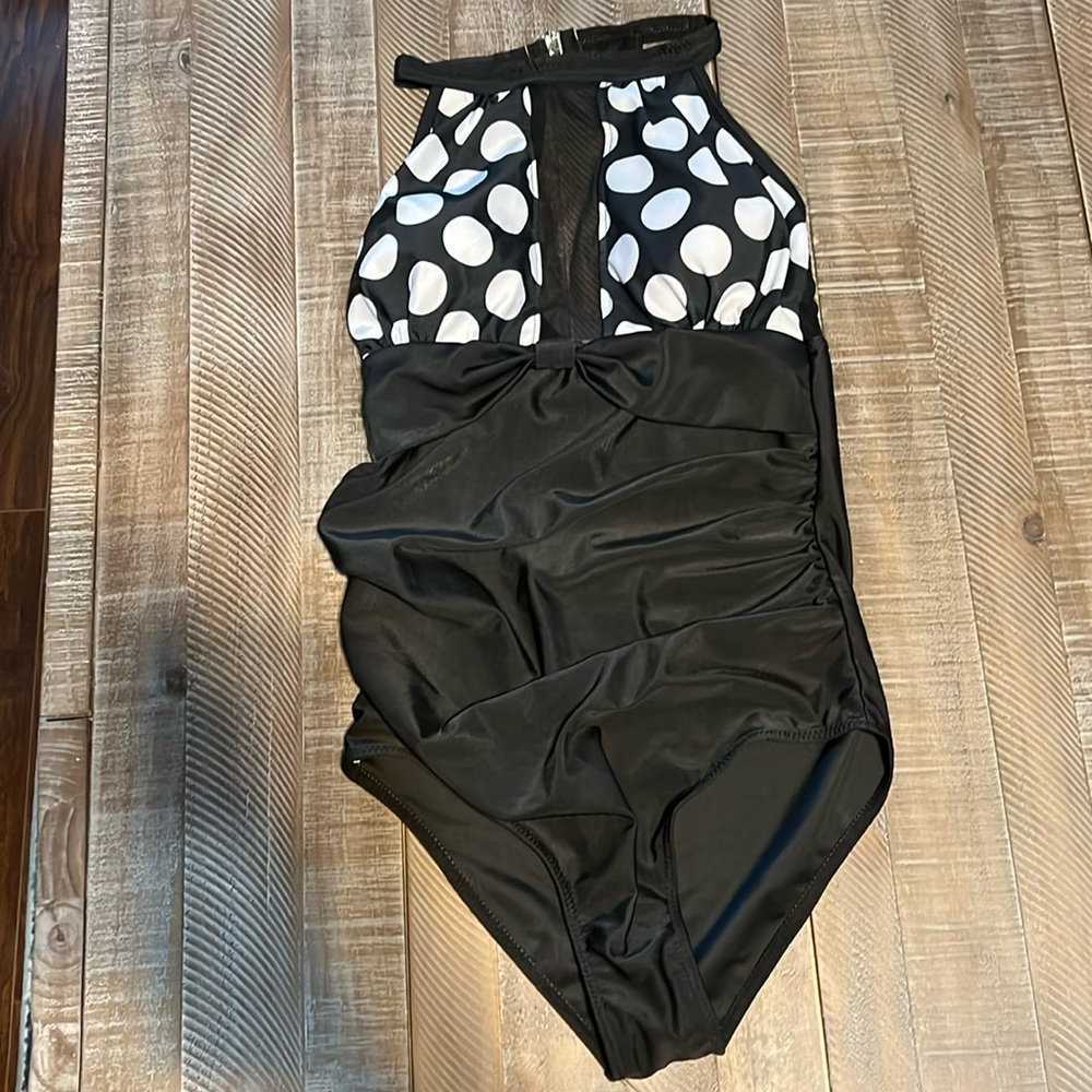 Swimsuit size small black and white polka dots